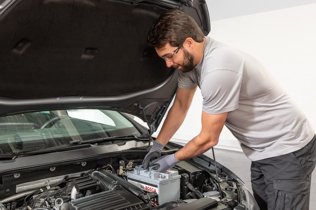 Bosch S5A13 - Batterie Auto - 95A/h - 850A - Technologie AGM - adaptée aux Véhicules avec Start/Stop