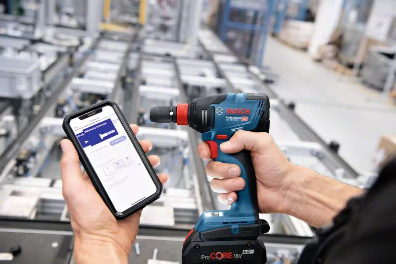 BOSCH COMBI-KIT 4 OUTILS 18V : GSR 18V-90C + GDX 18V-210C + GBH 18V-24C + GSA 18V-28 + 1 BATTERIE 4,0 AH (PROCORE) + 2 BATTERIES 5,5 AH (PROCORE) + GAL 1880CV (L)PROFESSIONAL