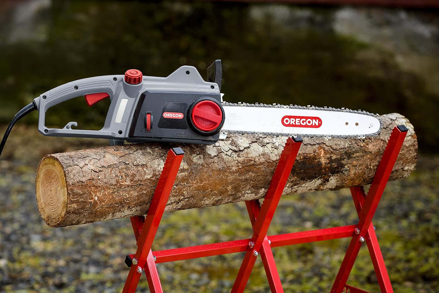 OREGON CS1400 - Trononneuse lectrique 2400W Puissante avec Guide-Chane de 40 cm, Moteur 230V, Technologie ControlCut, Trononneuse Filaire Silencieuse & Légère, Garantie 3 ans